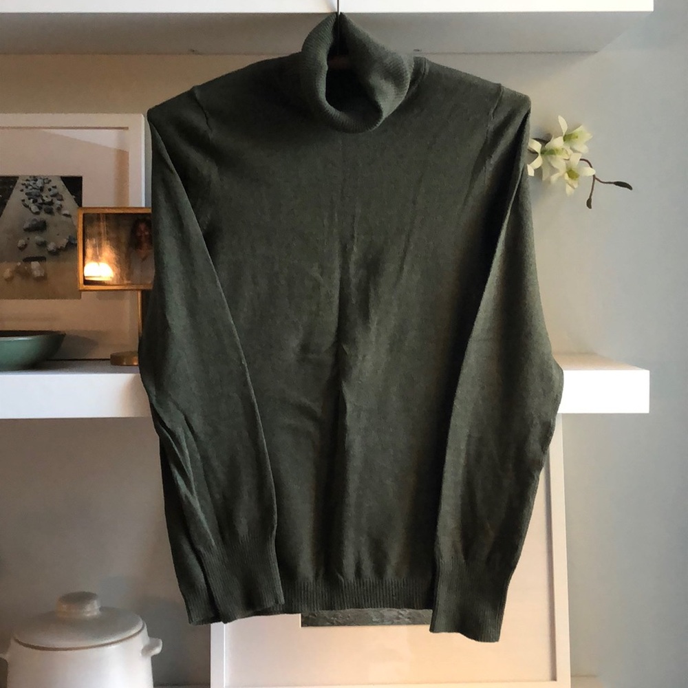 GAP Heather Olive Green Turtleneck Sweater Sz M